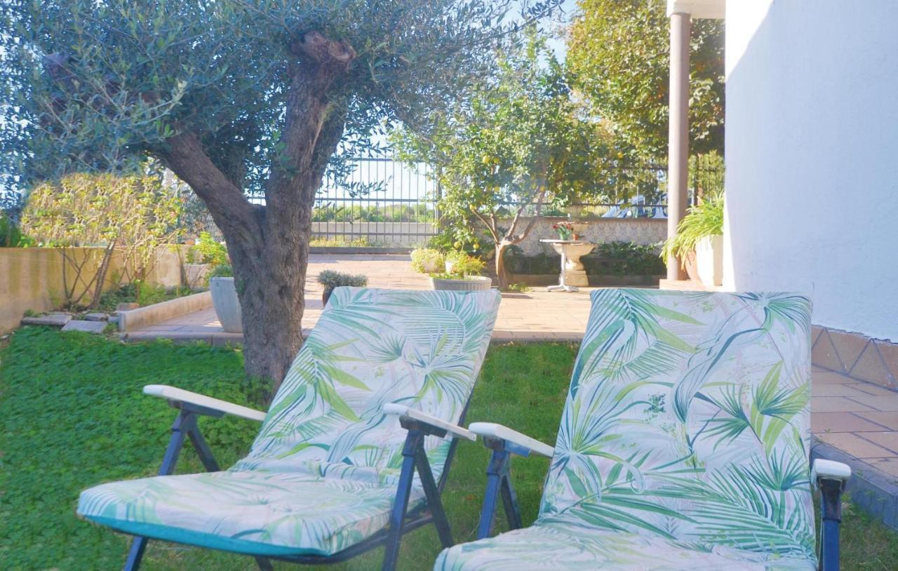 7 Bedroom Beautiful In Hébergement de vacances